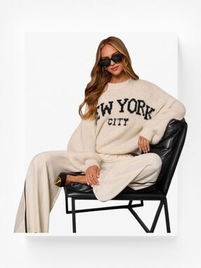 NYC Crewneck Sweater ▪︎ Ecru/Black ▪︎ M/L